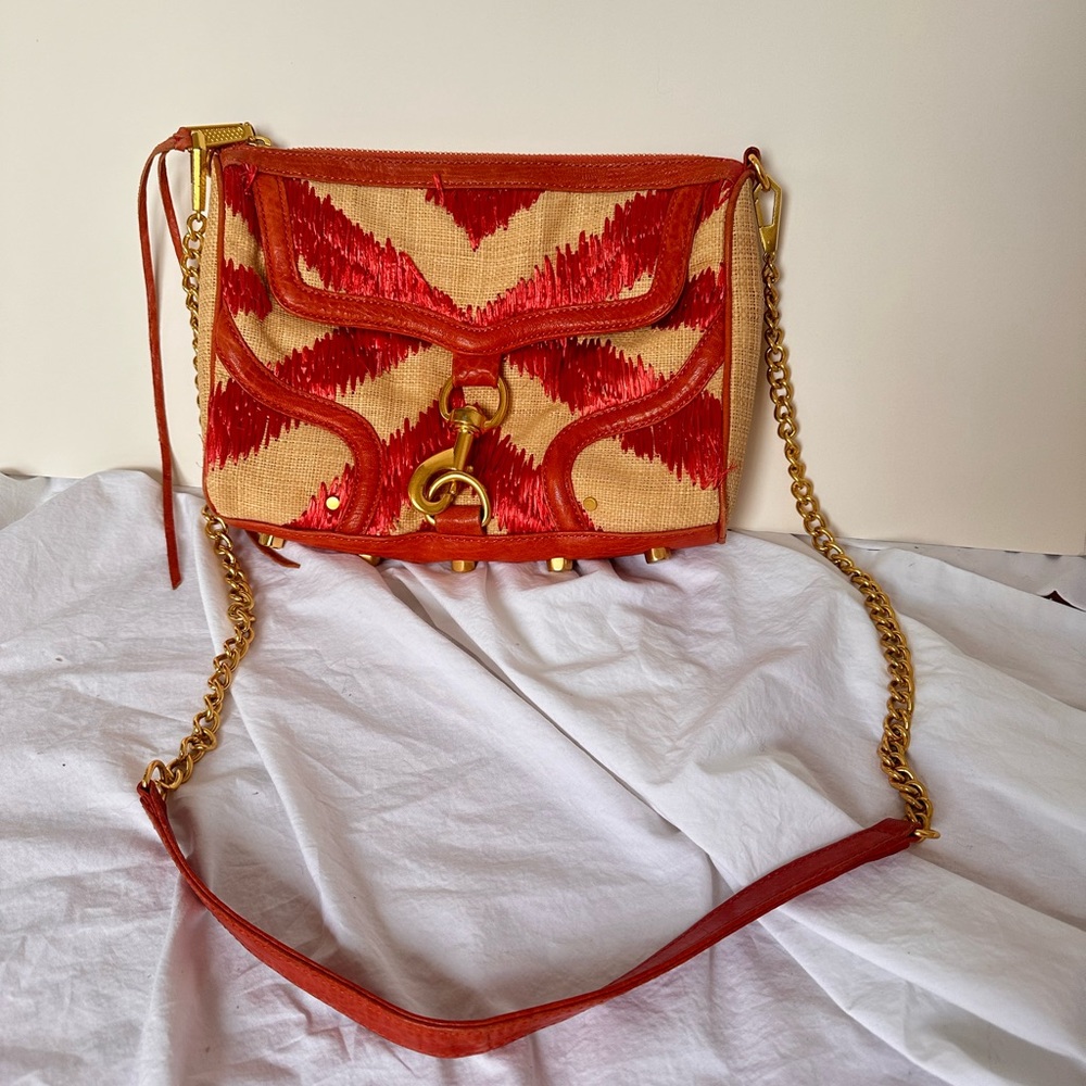 Rebecca Minkoff Straw M.A.C. Bombe Purse in Coral - Picture 4 of 9